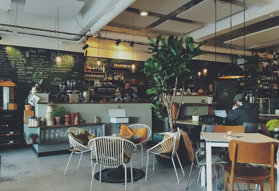 Ảnh minh họa table · café & nhà hàng