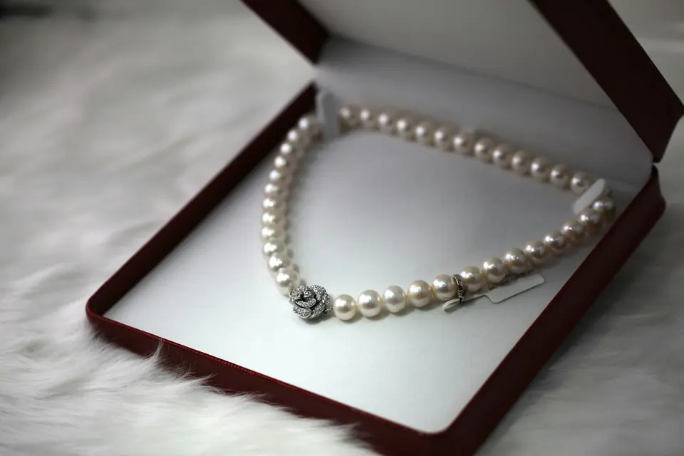 Ảnh minh họa jewel · trang sức & kỷ niệm