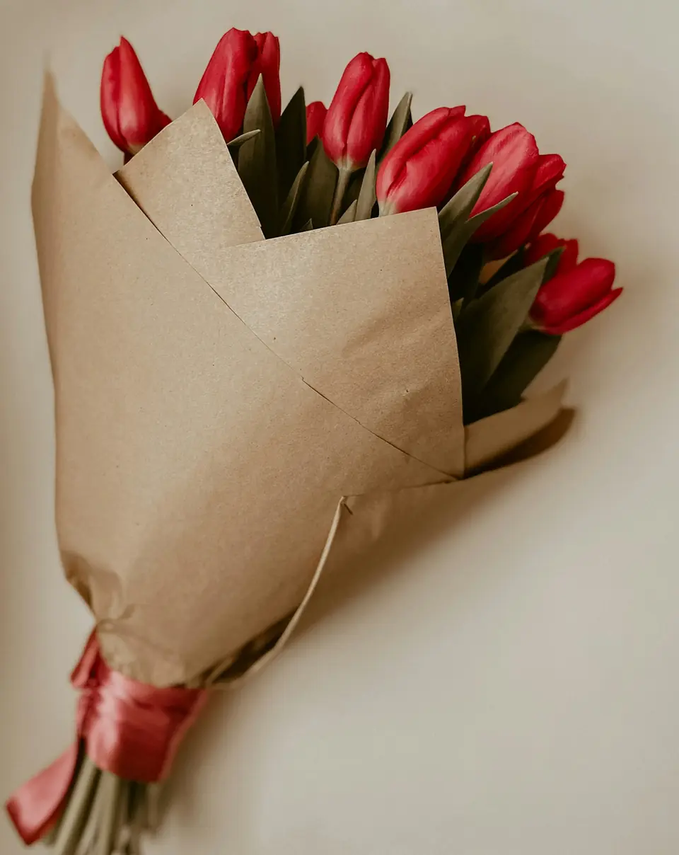 Bó tulip đỏ